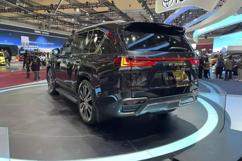 Nội thất Lexus LX 700h