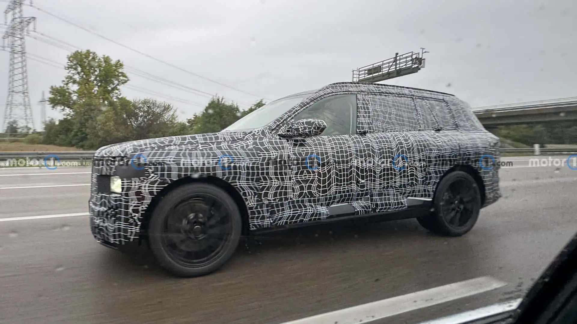 BMW X7 chạy thử tại Đức