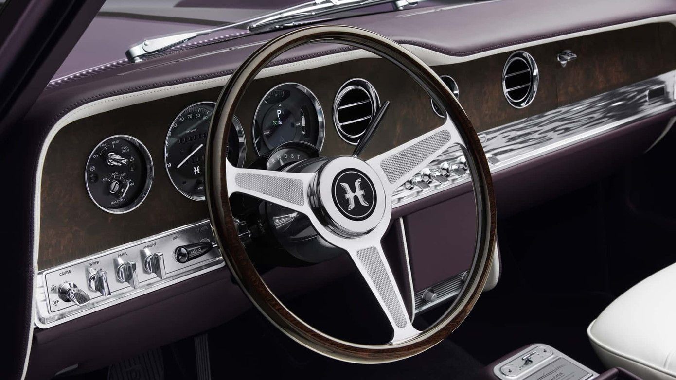 Chi tiết nội thất trong xe Rolls-Royce điện hóa