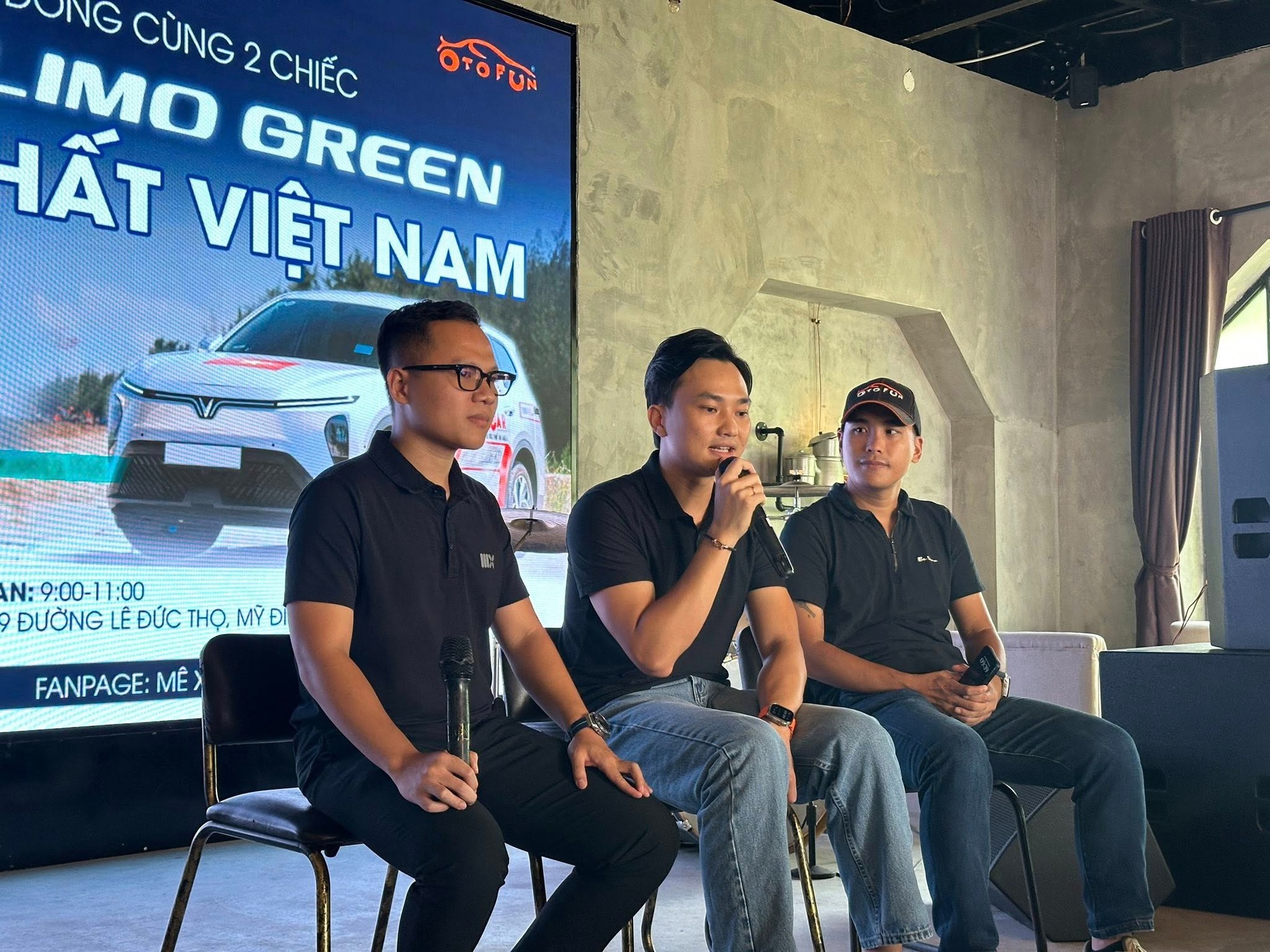 Anh Nguyễn Đức Duy - chủ nhân chiếc Limo Green