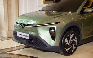 Xe điện VinFast Limo Green