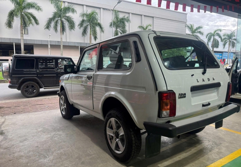 Lada Niva Legend góc nhìn khác