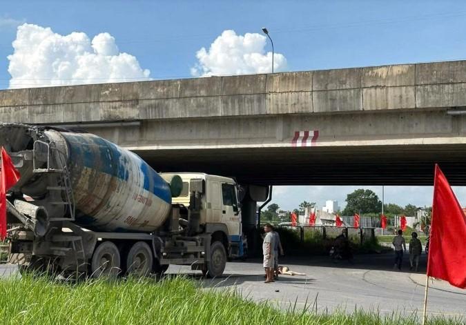 Khám nghiệm hiện trường và chứng cứ liên quan