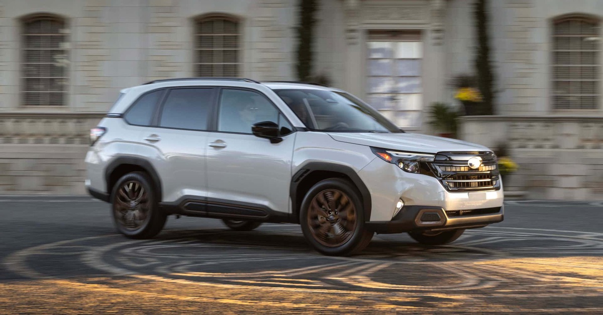 Subaru Forester phiên bản mới với động cơ cải tiến