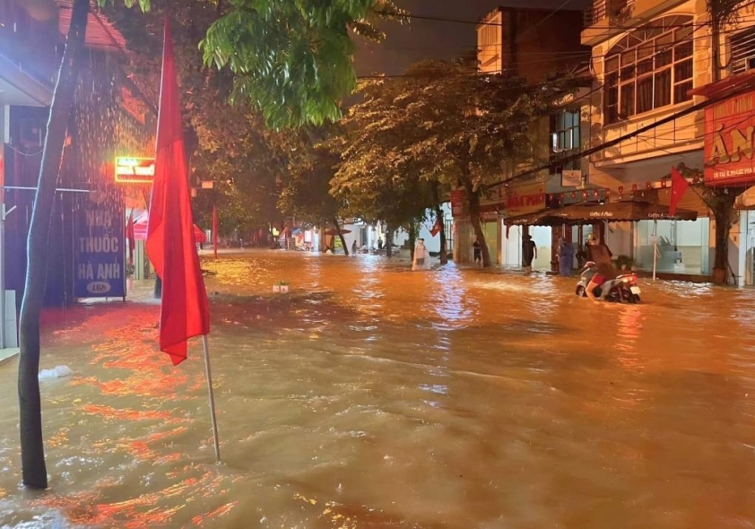 Xả lũ thủy điện tại miền Bắc