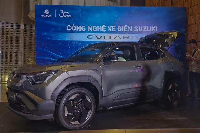 Suzuki eVitara mẫu SUV điện mới