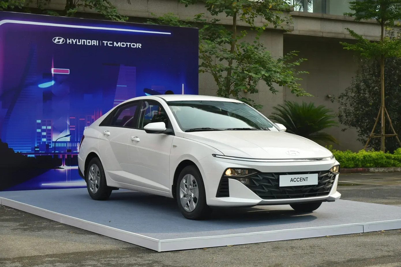 Các mẫu sedan hạng B khác trong cuộc đua giảm giá