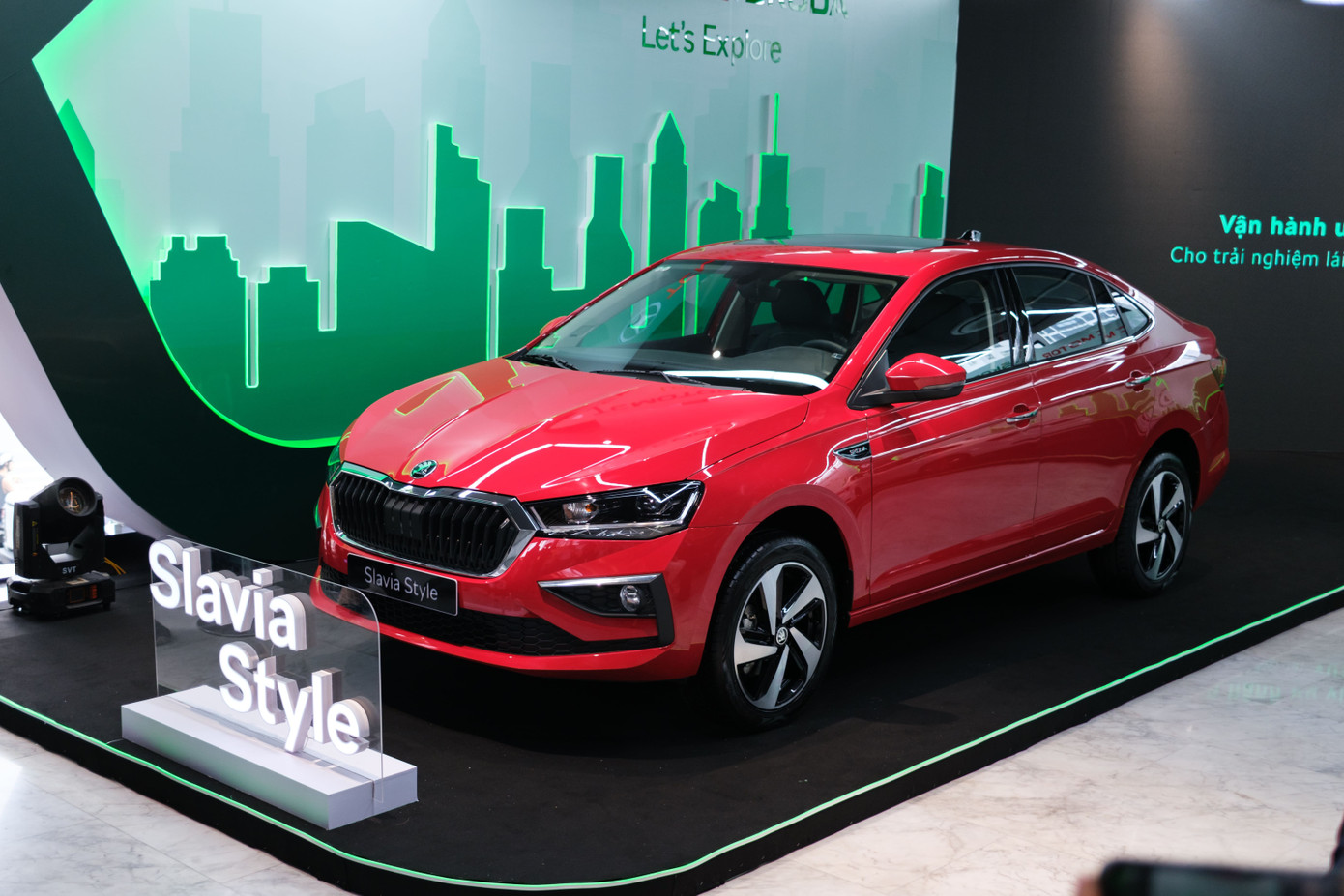 Skoda Slavia mới ra mắt trong cuộc đua giảm giá