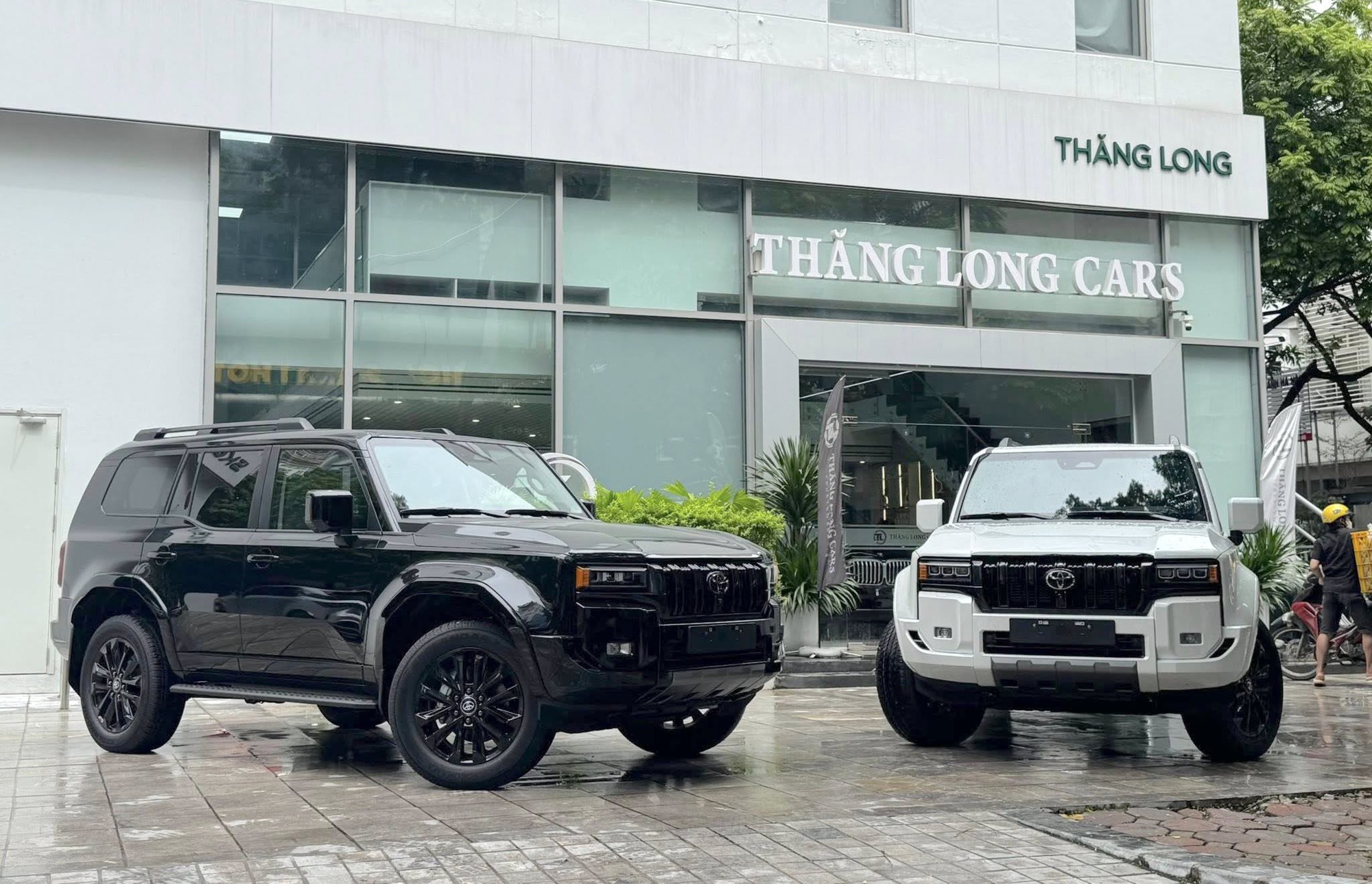 Giảm giá Toyota Prado tại đại lý tư nhân