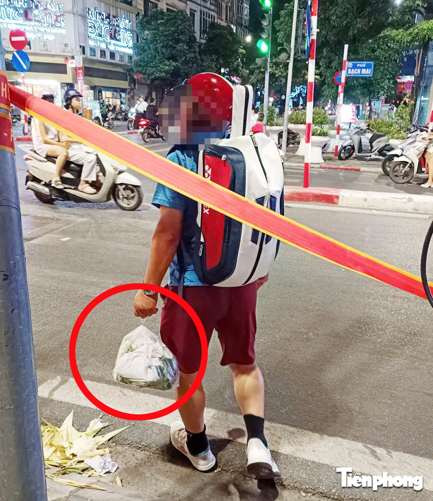 Ông T. chia sẻ lý do mua thêm đồ ăn về nhà