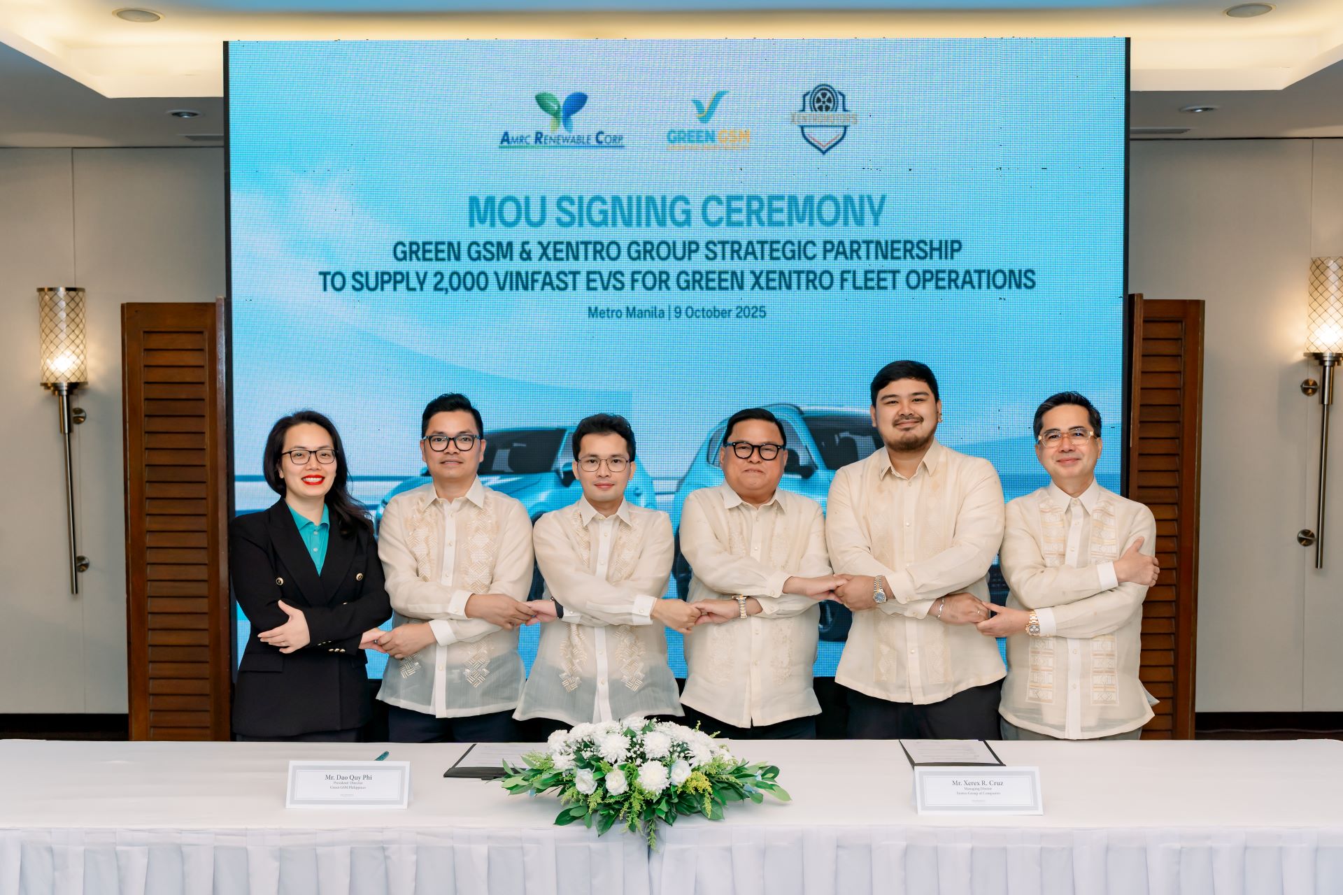 Hợp tác giữa Green GSM và Xentro Motors tại Philippines Lễ ký kết hợp tác nhượng quyền taxi tại Philippines