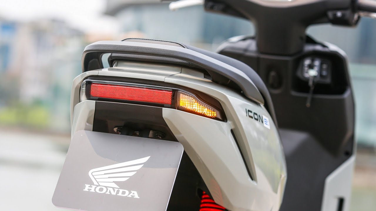 VinFast có 2 xe điện mới, là đối thủ xứng tầm của Honda, Yamaha? Bảng so sánh này cho thấy xe nào tốt hơn- Ảnh 1. VinFast có 2 xe điện mới, là đối thủ xứng tầm của Honda, Yamaha?