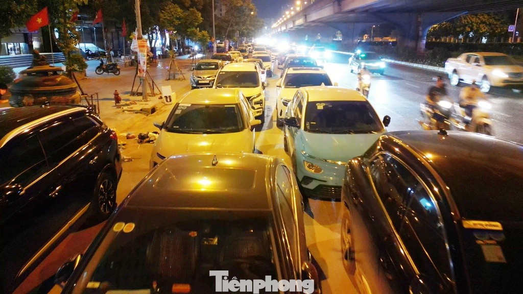 Xử lý vi phạm tại tuyến đường Nghiêm Xuân Yên