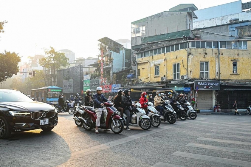 Người dân đổi xe máy cũ lấy xe máy điện Người dân đổi xe máy cũ sang xe máy điện