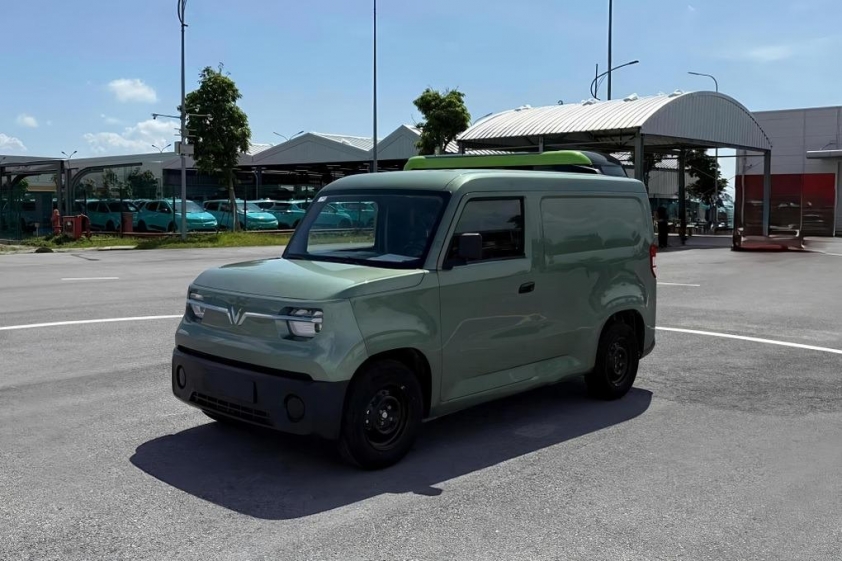 VinFast EC Van chuẩn bị bàn giao