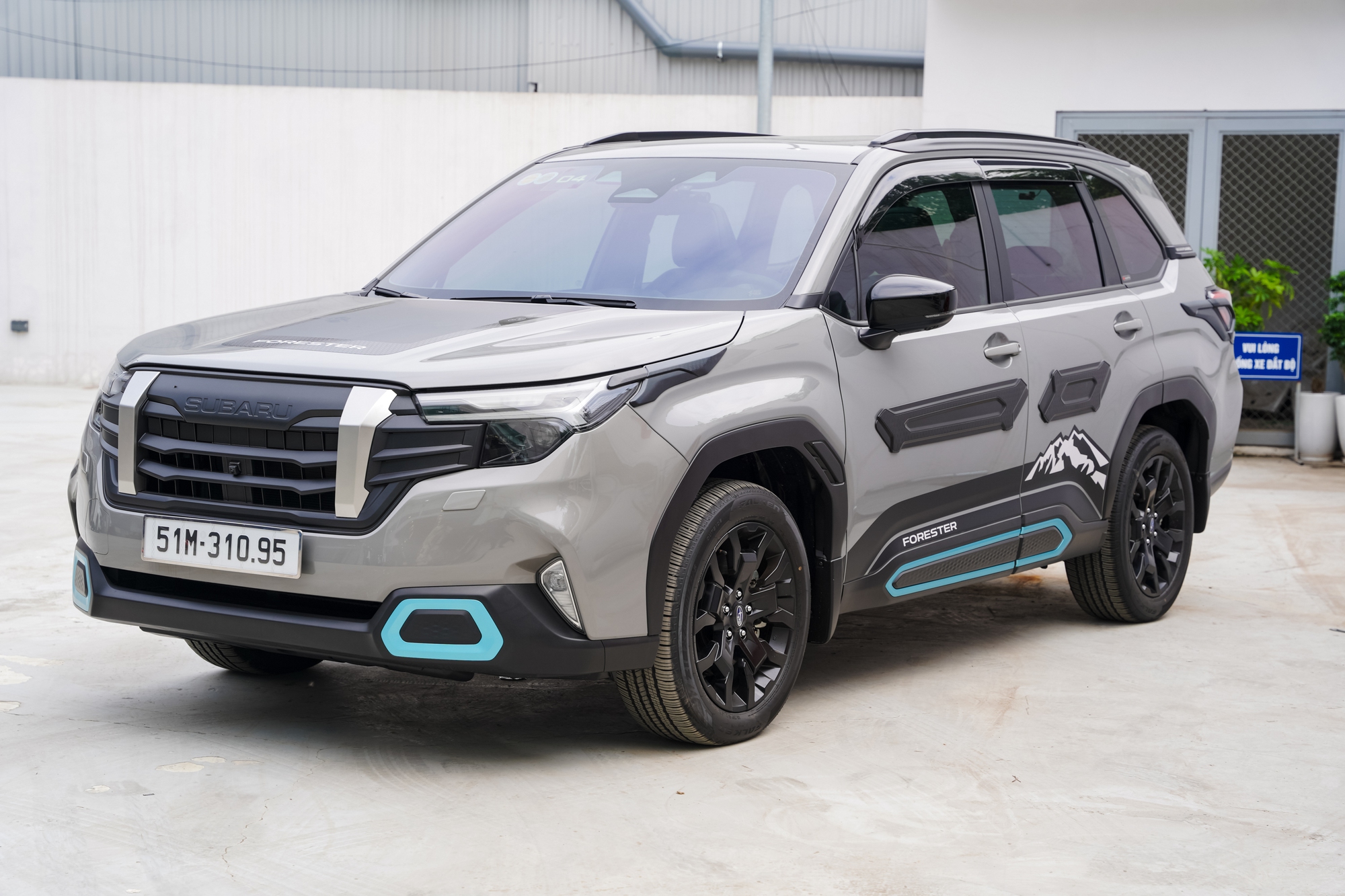 Xe lắp gói phụ kiện địa hình Subaru Forester