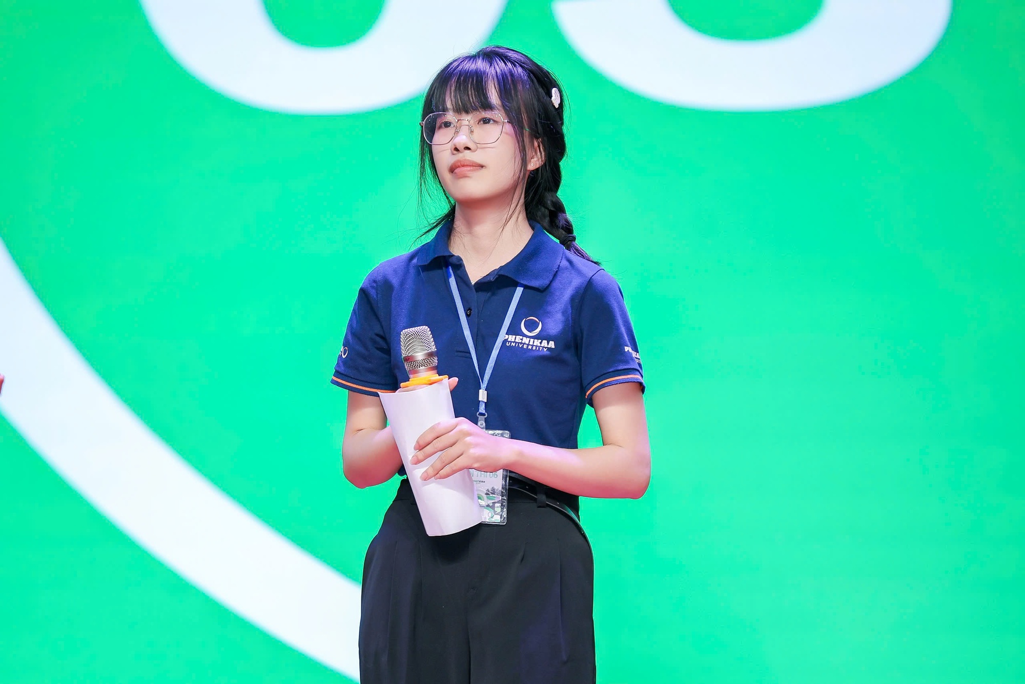 Kim Thanh luôn tin tưởng vào người bạn của mình Sự phối hợp ăn ý giữa hai bạn nữ sinh