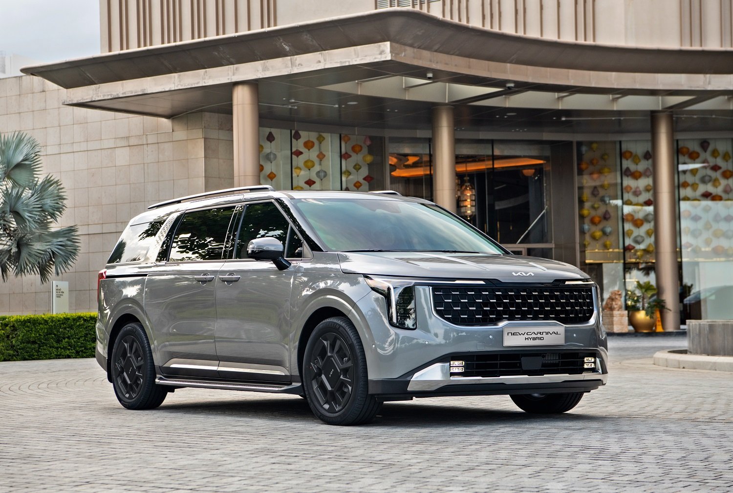 Kia Carnival hybrid tiết kiệm nhiên liệu Động cơ hybrid của Kia Carnival