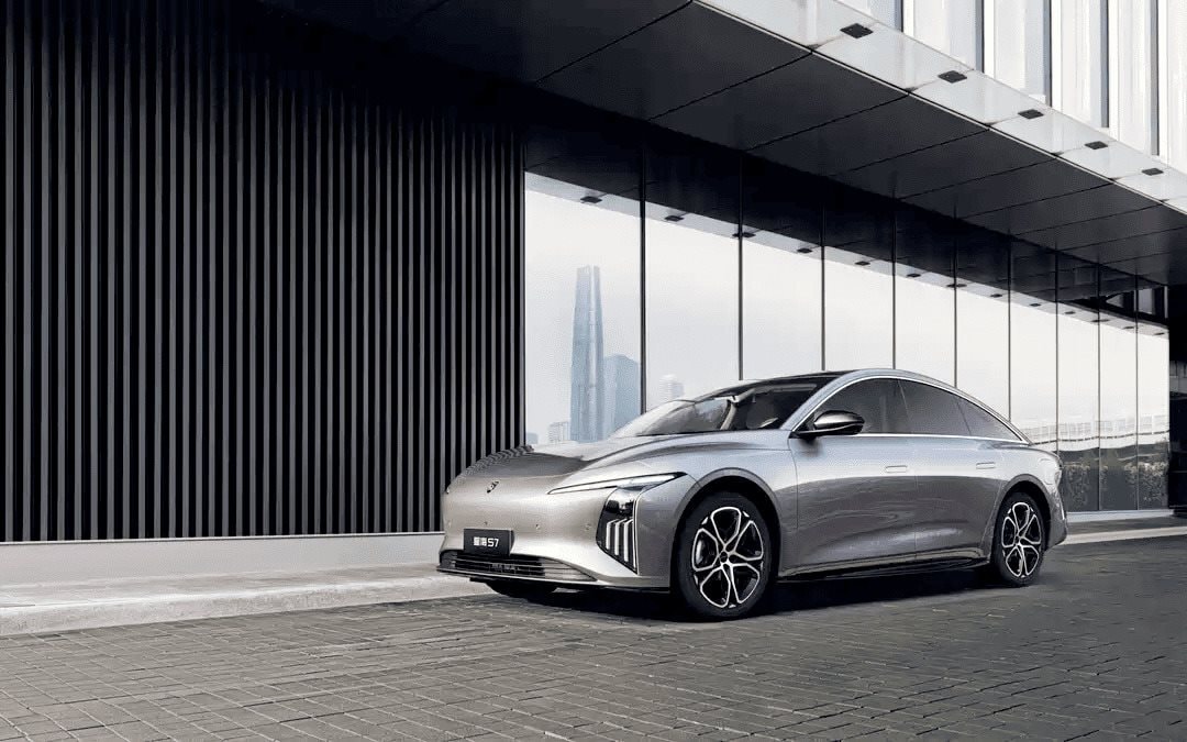 Nội thất tiện nghi với công nghệ hiện đại Khoang lái xe điện Forthing Xinghai S7 2026