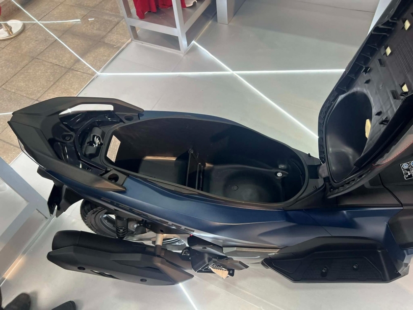 Honda Air Blade 2026 2 Cốp xe Honda Air Blade 2026