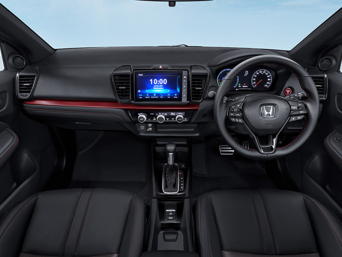 Nội thất hiện đại với nhiều công nghệ tiên tiến