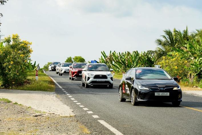 Doanh số tăng trưởng của dòng xe hybrid Toyota Doanh số xe hybrid Toyota tại Việt Nam