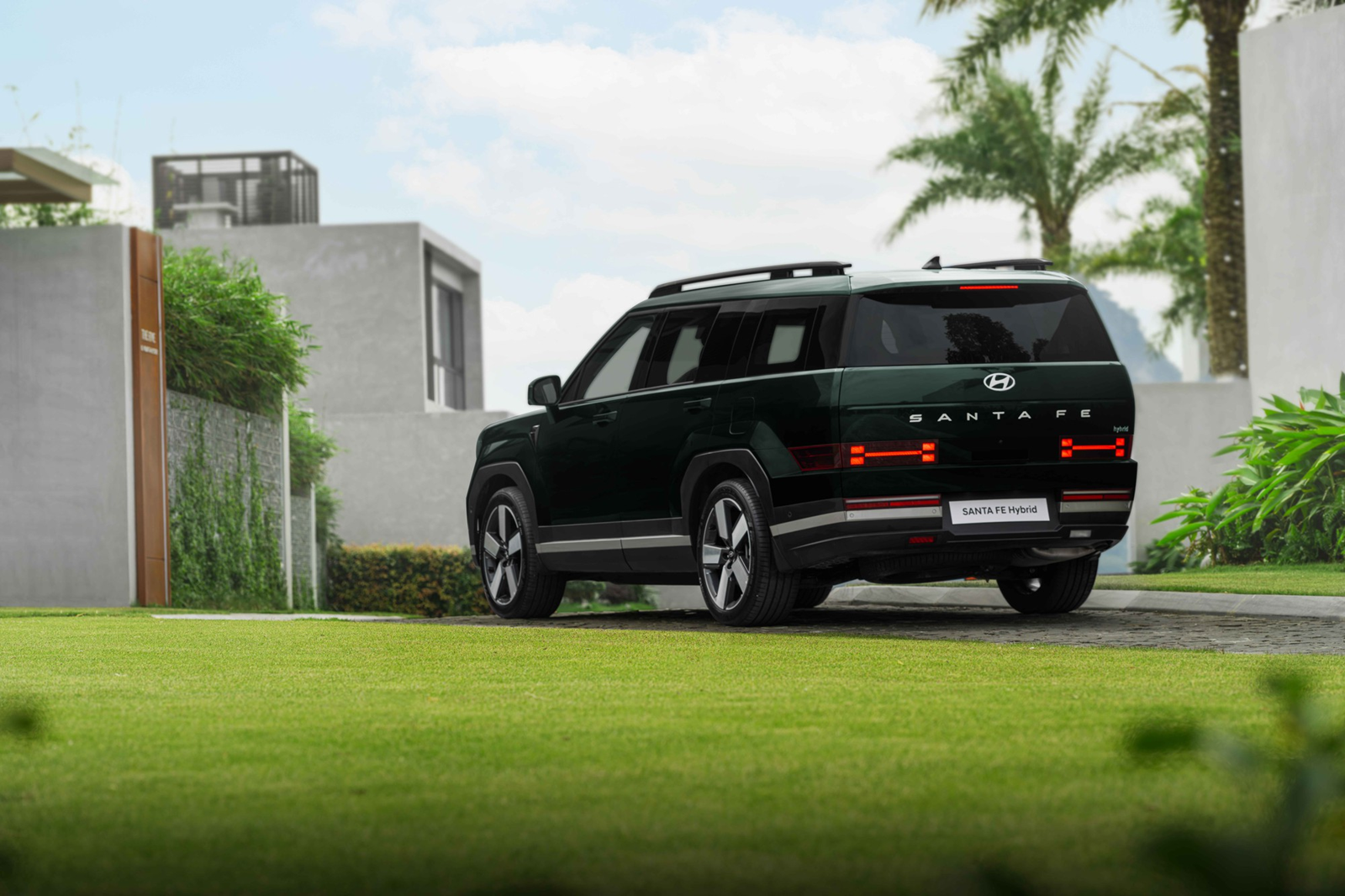 Hyundai Santa Fe đạt các tiêu chuẩn an toàn hàng đầu thế giới.